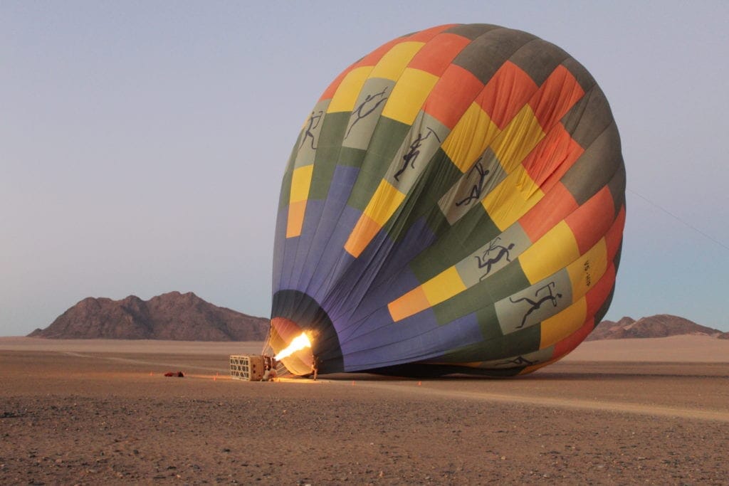 Préparation de la montgolfière