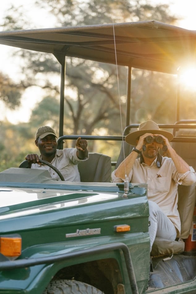 SLIDER 8 IMAGES - 1_Safari_4x4_Hwange_Zimbabwe