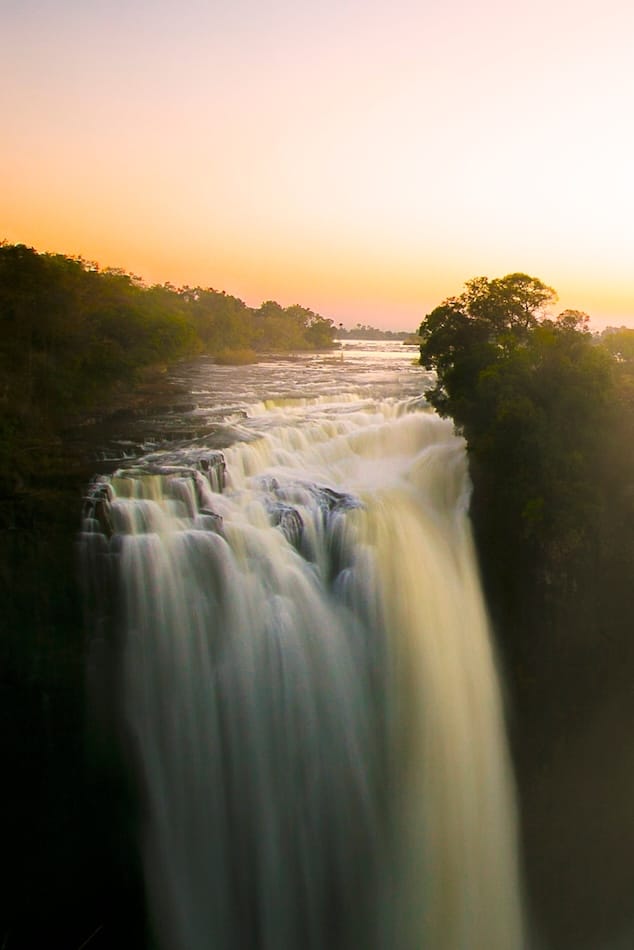 SLIDER 8 IMAGES - 7_ChutesVictoria_RiviereZambeze_Zimbabwe